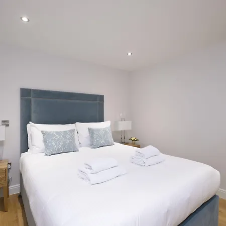 Destiny Scotland New Town Apartment