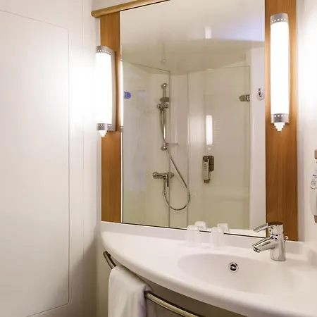 Ibis Centre South Bridge - Royal Mile 3*