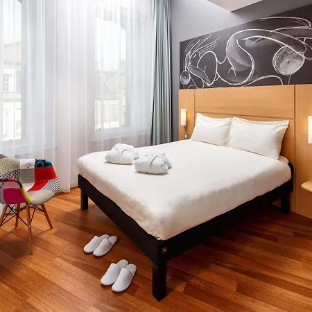 Ibis Centre South Bridge - Royal Mile 3* Edynburg