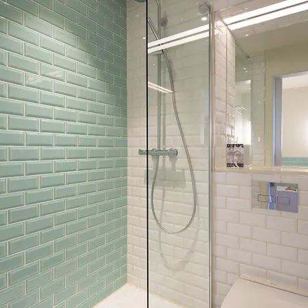 Apart Otel Abbey Apartments, At Holyrood 4*