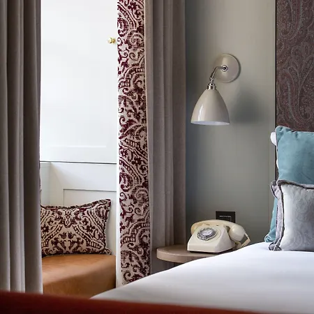 Apart Otel Abbey Apartments, At Holyrood