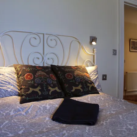 Apartment Silver Lining - Gilmore House With Parking & Garden