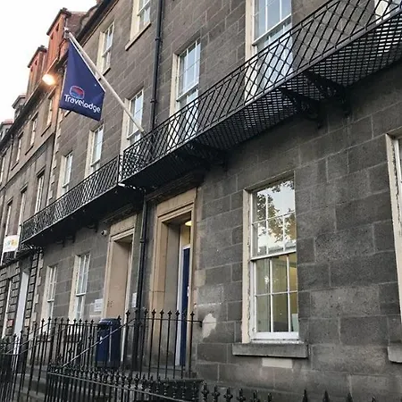 Travelodge Queen Street