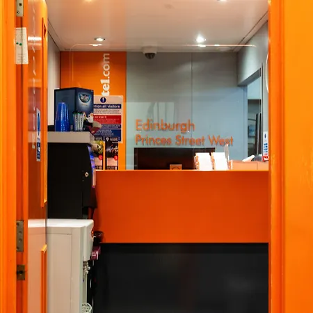 Hotel Easyhotel