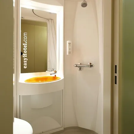Easyhotel Edinburgh