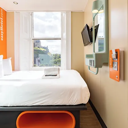 Hotel Easyhotel 2*