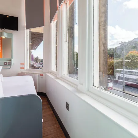 Easyhotel Hotel