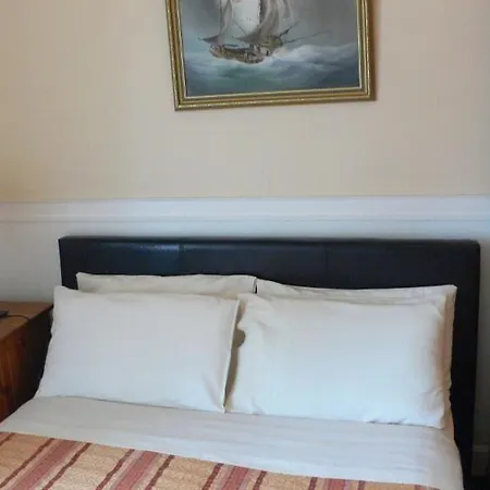 게스트하우스 Drumorne 3*