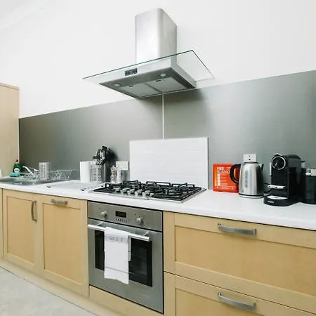 Joivy Elegant Apartment By Princes Street Gardens Apartment Edinburgh