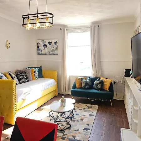 Craigietinny Road Apartment- 3 Beds アパート エディンバラ