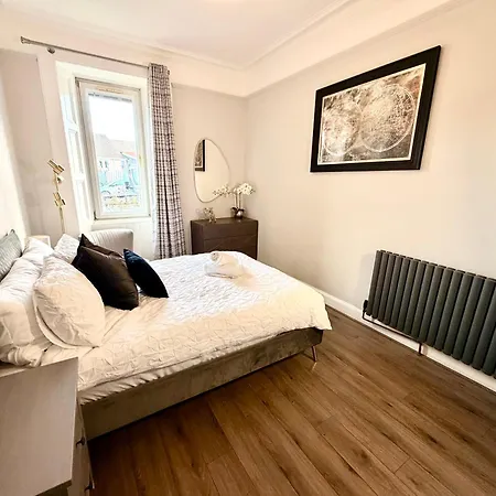 Immanuel House - Modern Luxury Victorian 1872 - Ultrafast Starlink Wifi & Free Parking * Edimburgo
