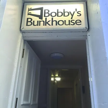 Hostel Bobby's Bunkhouse *