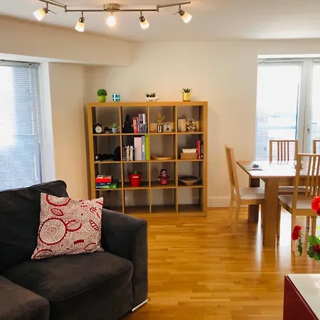 Remarkable 2 Bed In * Эдинбург