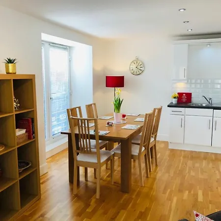 Remarkable 2 Bed In Appartamento Edimburgo