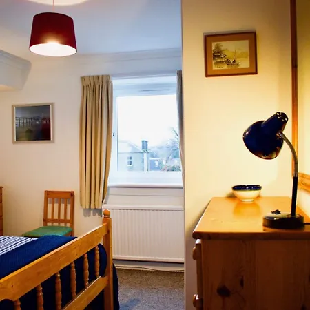 Apartment Welcoming And Homely 2 Bed In Location