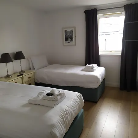 Edinburgh Aparthotel Apart Otel