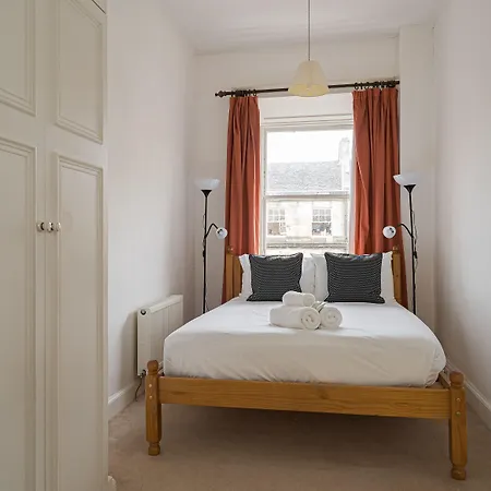 Spacious 3br New Town Edinburgh