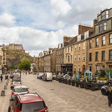 דירה Amazing Castle View *