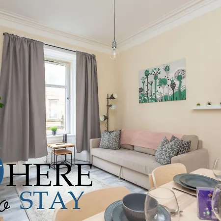 Brunswick Road Lovely 2 Bed Hotel