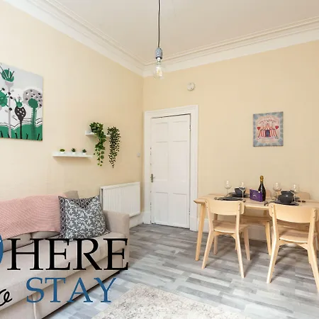 Brunswick Road Lovely 2 Bed 3*