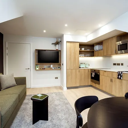 Wilde Grassmarket Aparthotel 4*