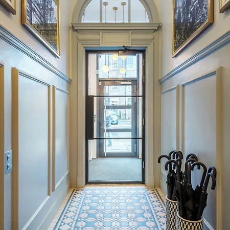 Righ Residences - George Street Apart Otel