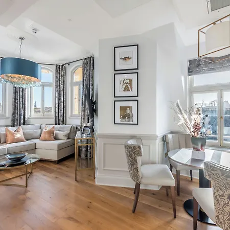 Ξενοδοχείο με διαμερίσματα Righ Residences - George Street