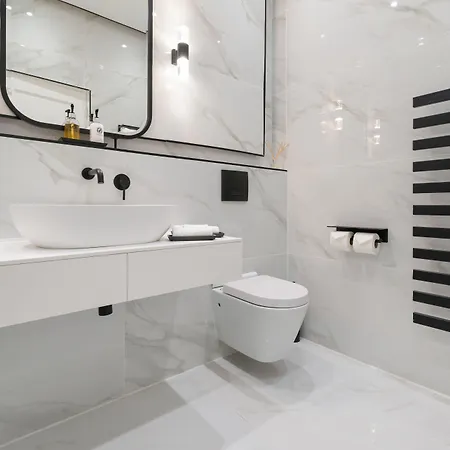 Luxury Georgian Retreat - Hot Tub - Patio 酒店 爱丁堡
