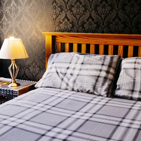 Edinburgh Backpackers Hostel - Over 18S Only *