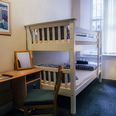 Edinburgh Backpackers Hostel - Over 18S Only