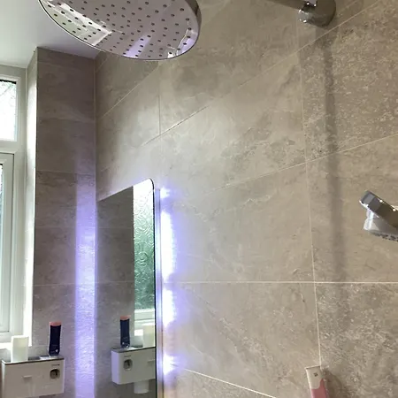 منزل للإقامة Ground Floor Shared With Host إدنبرة