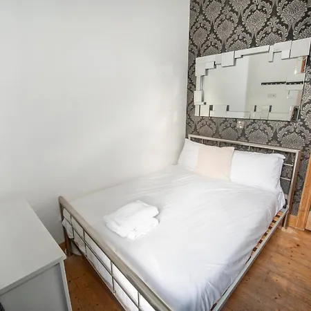 Casa de Férias Roomy 1 Level Free Parking Edimburgo