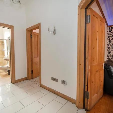 Casa de Férias Roomy 1 Level Free Parking Edimburgo