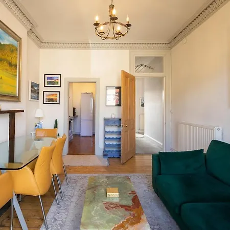 Charming Georgian - Steps To Tram & Centre