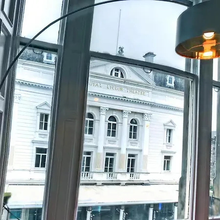 Great Location! 2bd,2 Bath In Centre Of Apartamento Edimburgo