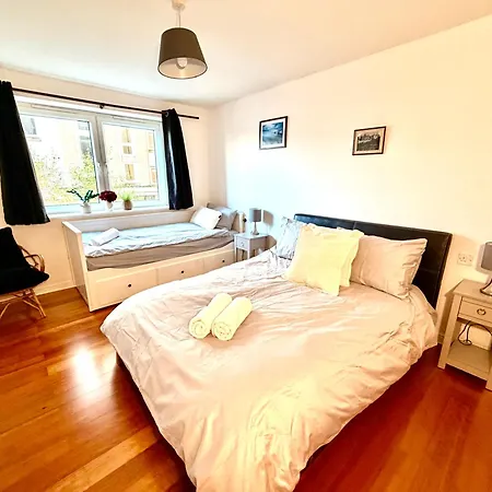 Pilrig - Fast Wifi And Parking Available Edinburgh