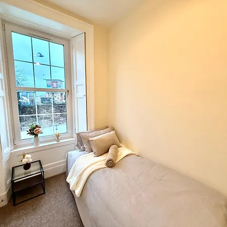 Georgian Luxury - Fast Broadband Wifi - Parking Available Apartman Edinburgh
