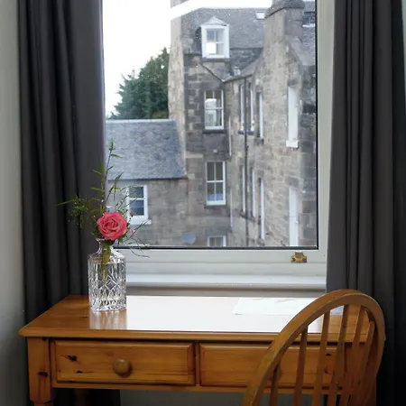 4 Friends House Πανσιόν