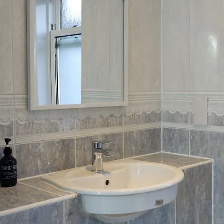 게스트하우스 4 Friends House *