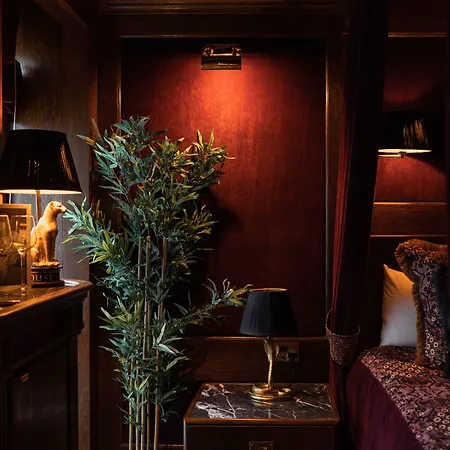 House Of Gods Royal Mile Hotel 4*