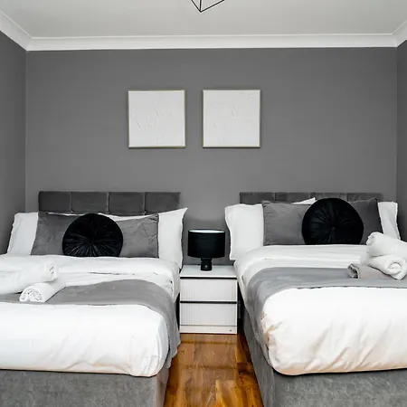 Elegant 1bd, Gym, Parking, Bus To Airport, Sleeps4