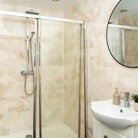 Βίλα Elegant 1bd, Gym, Parking, Bus To Airport, Sleeps4 Εδιμβούργο