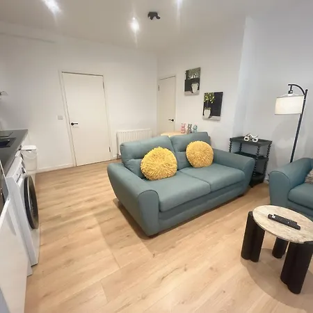 公寓 Two Cozy In A Residential