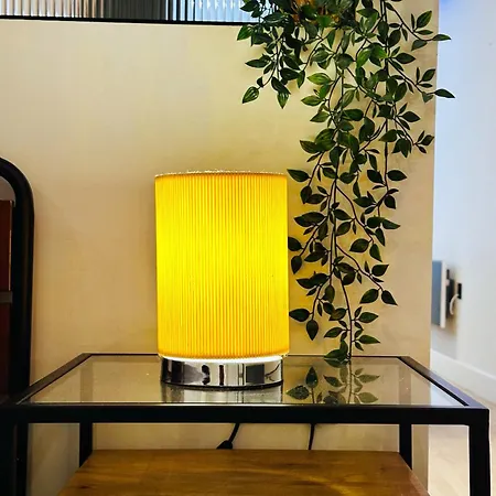 Stylish 1bed Flat With Patio Near Royal Mile Fits 4 Apartamento