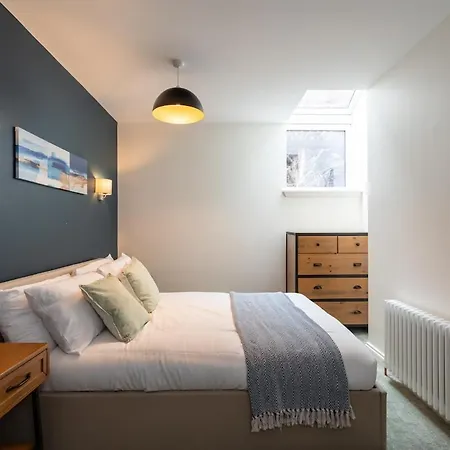 Appartamento Stunning Upper In The City! Edimburgo
