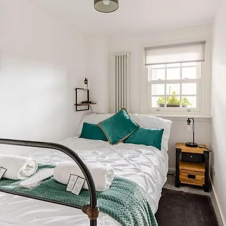 Apartment Cozy Next To Newhaven Harbour *