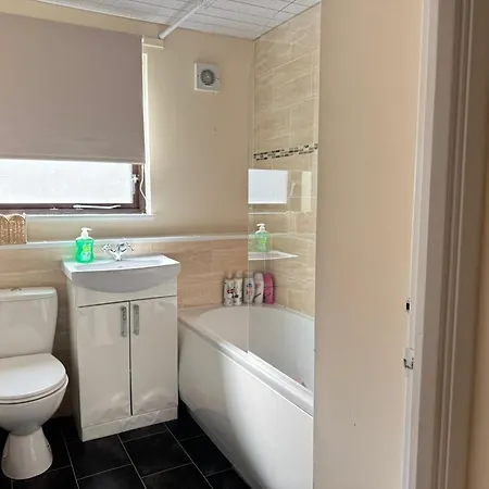 Apartment Spacious 1br Flat By Centre