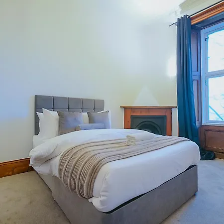 Grand Old Town Home, View, Cinema, Sleeps 10