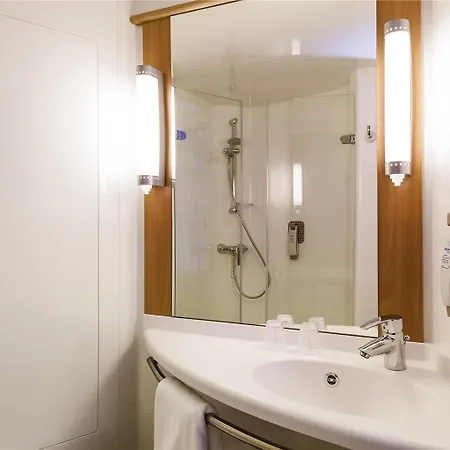 Hotel Ibis Centre South Bridge - Royal Mile 3*