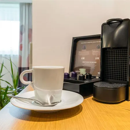 ノボテル パーク 4*